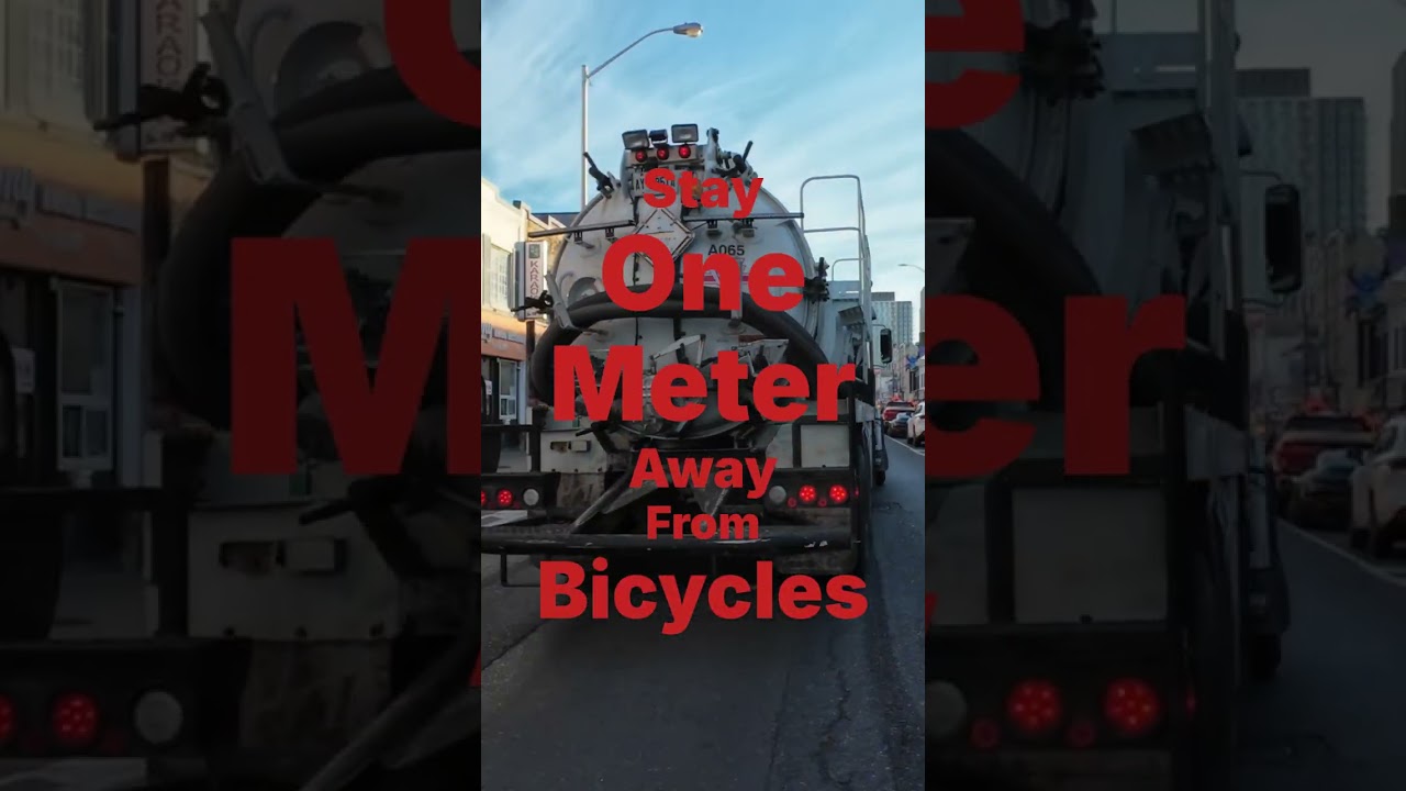 Ontario AY 68514 TTC Bus Reports Cyclist Riding in Its Lane